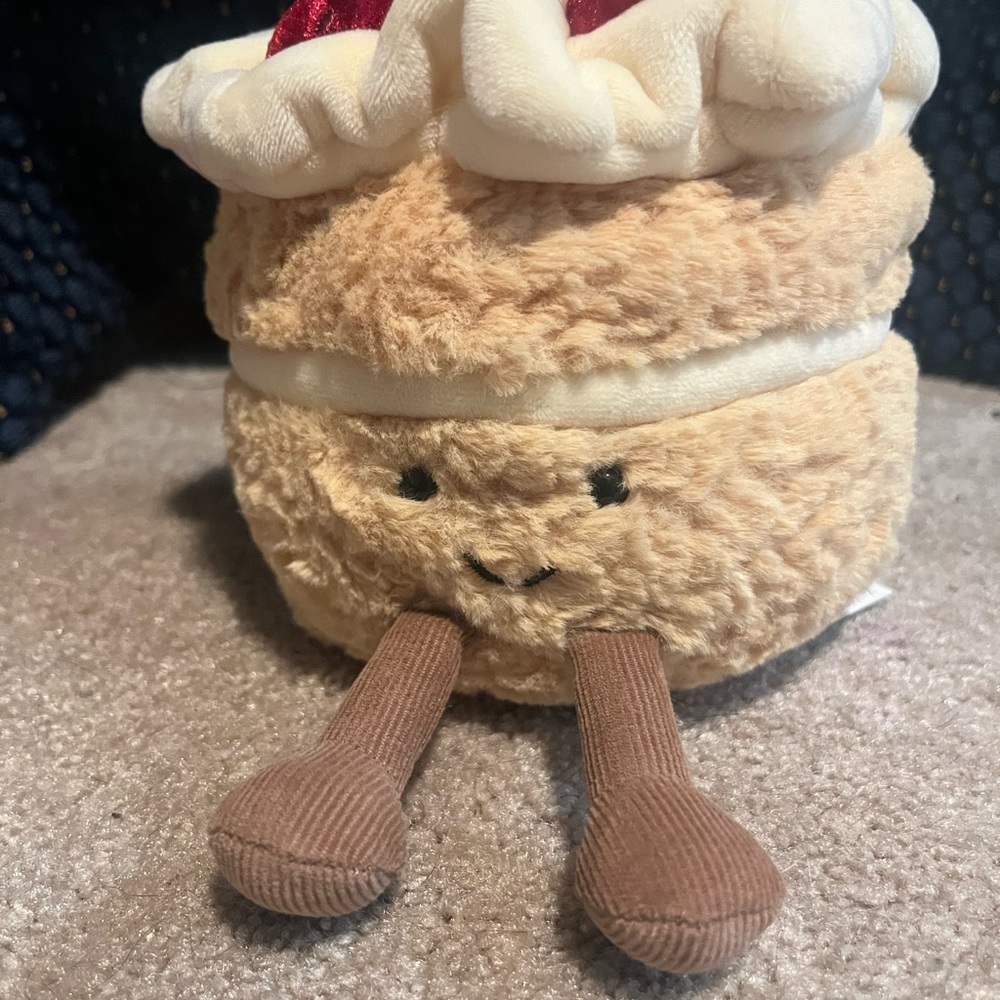 Jellycat Cake New with Tags - Picture 9 of 13